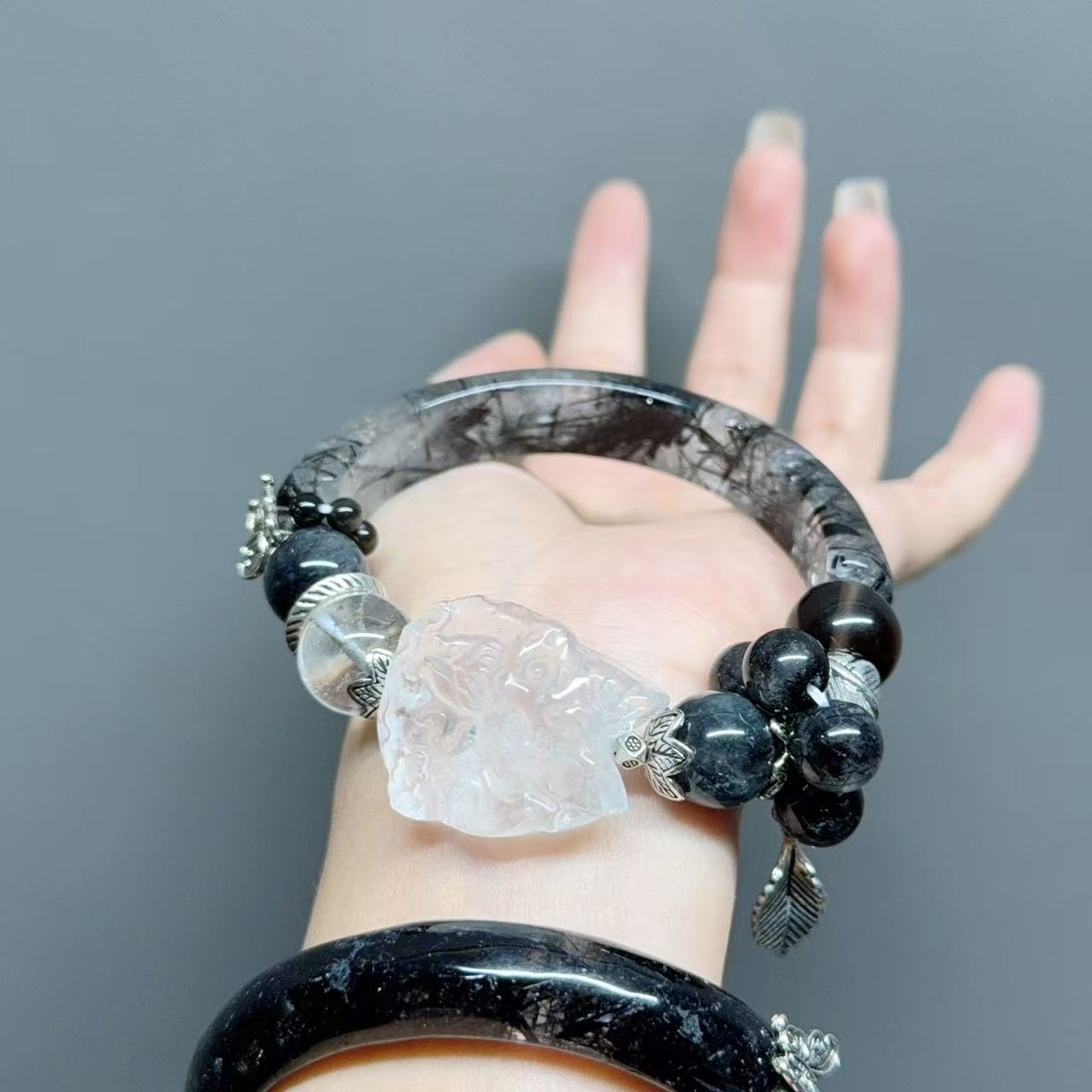 001 Large beads, high quality bracelet.