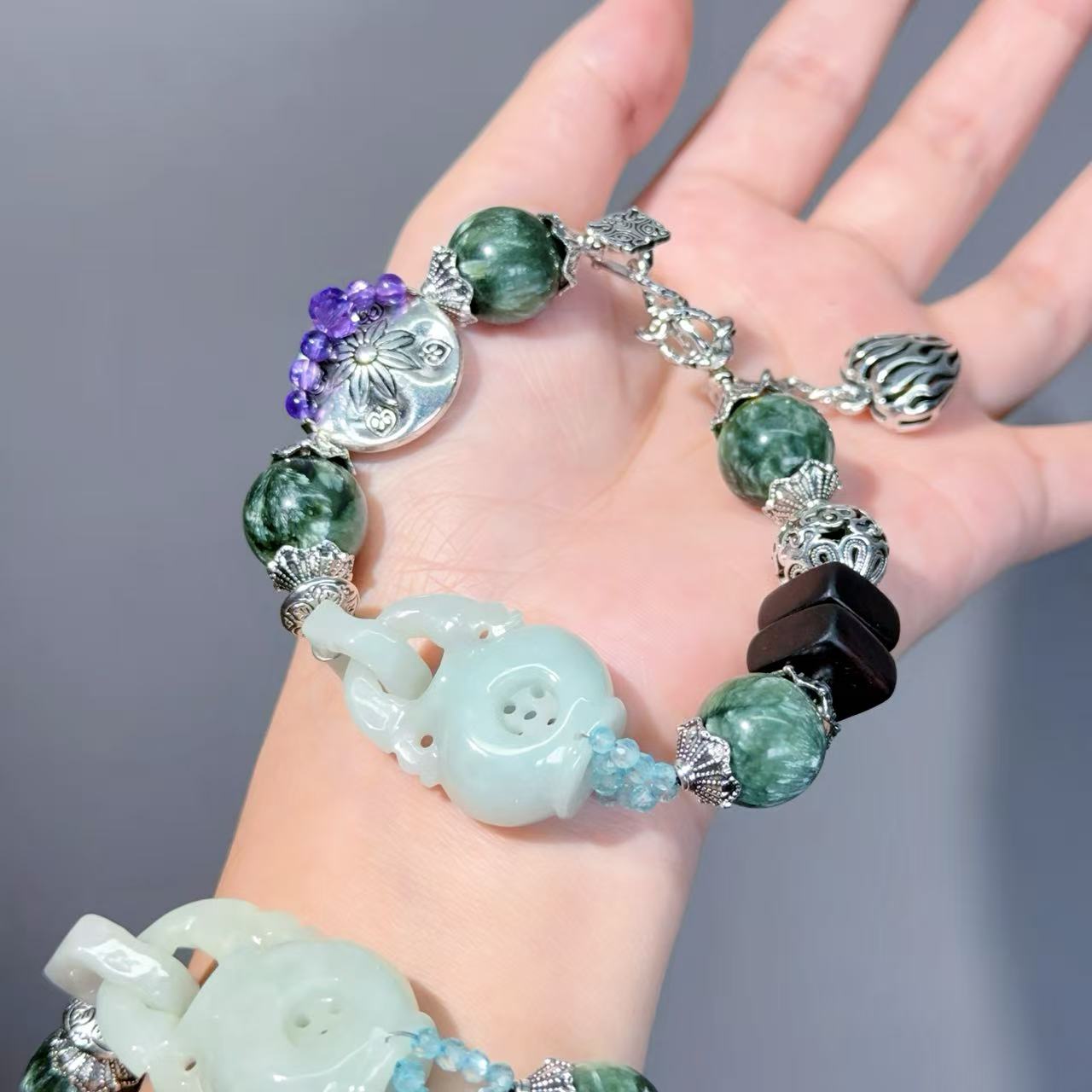 013 Seraphinite Jadeite Amethyst Lucky Charm Bracelet 2025 Energy High Quality Feng Shui Bracelet Magnetic Beads Fashion Jewelry Bracelet Gift