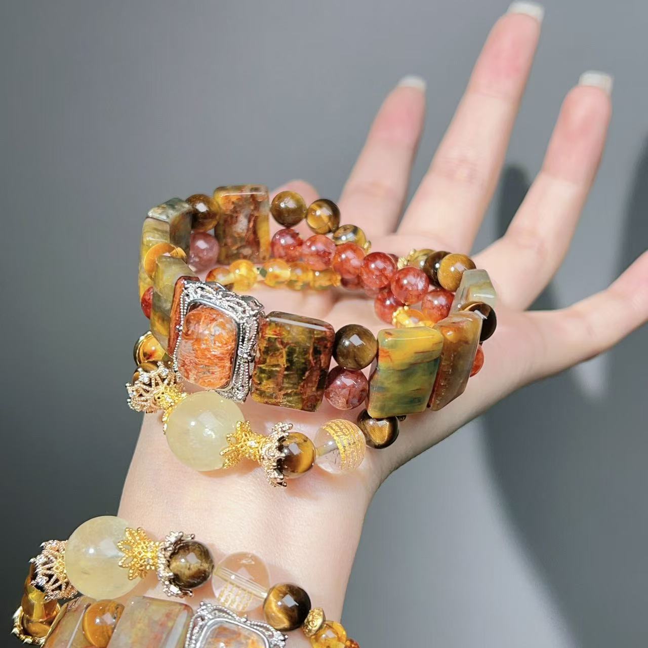 001 Large beads, high quality bracelet.