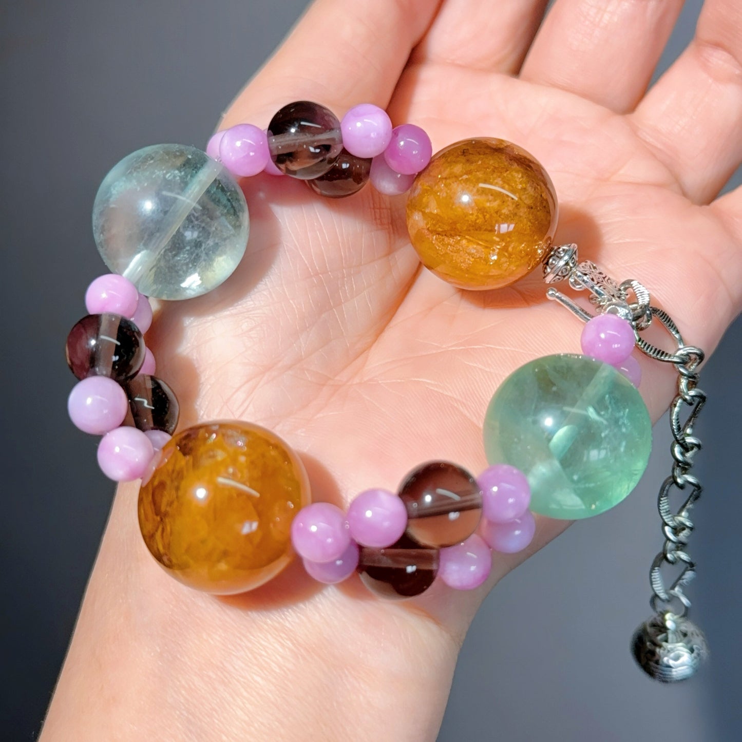 009 Fluorite Hematoid Quartz Kunzite Bracelet 2025 Energy High Quality Fashion Jewelry Feng Shui Magnetic Beads Bracelet Gift