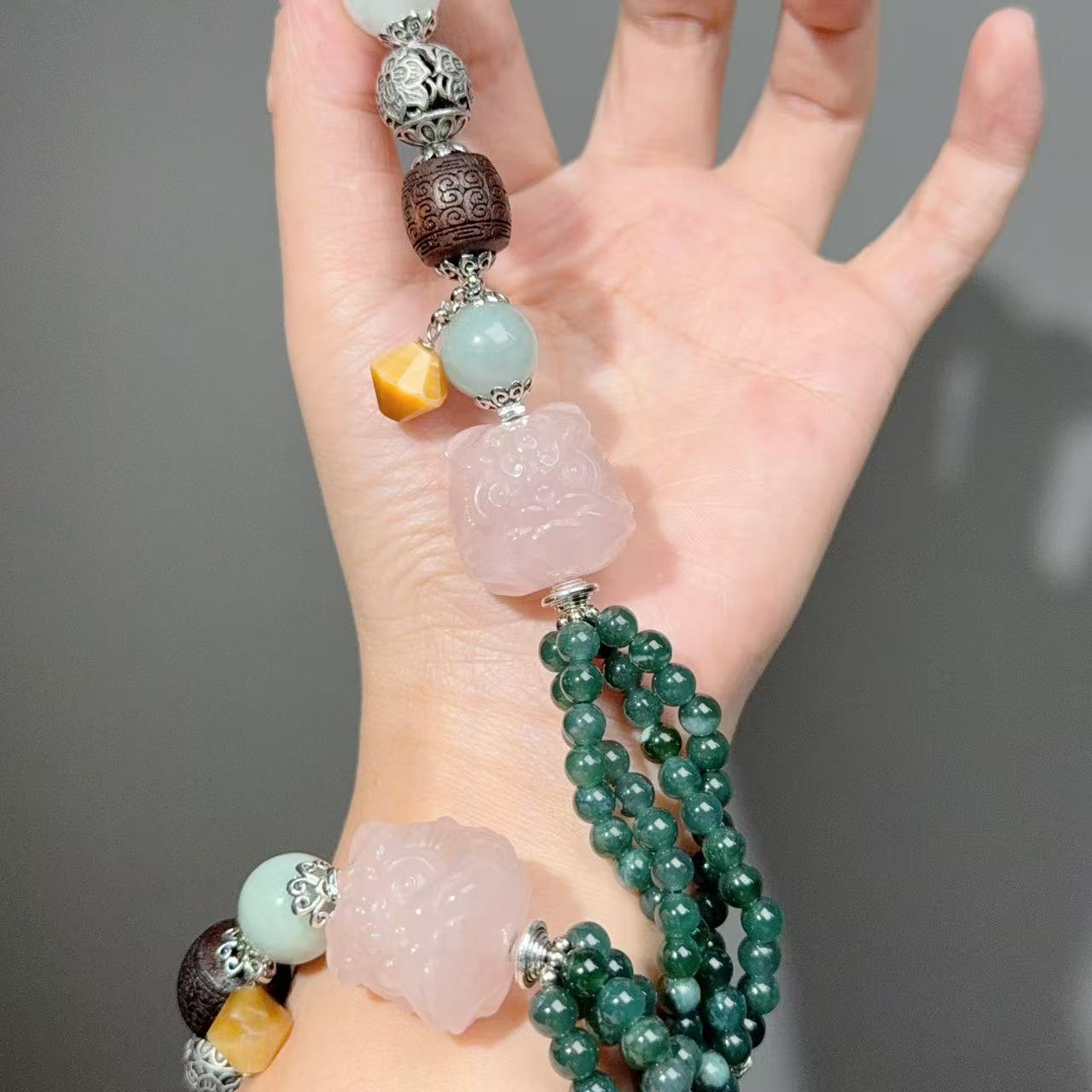 022 Jadeite Rose Quartz Tiger's Eye Lucky Charm Bracelet 2025 Energy High Quality Fashion Jewelry Magnetic Beads Bracelet Gift