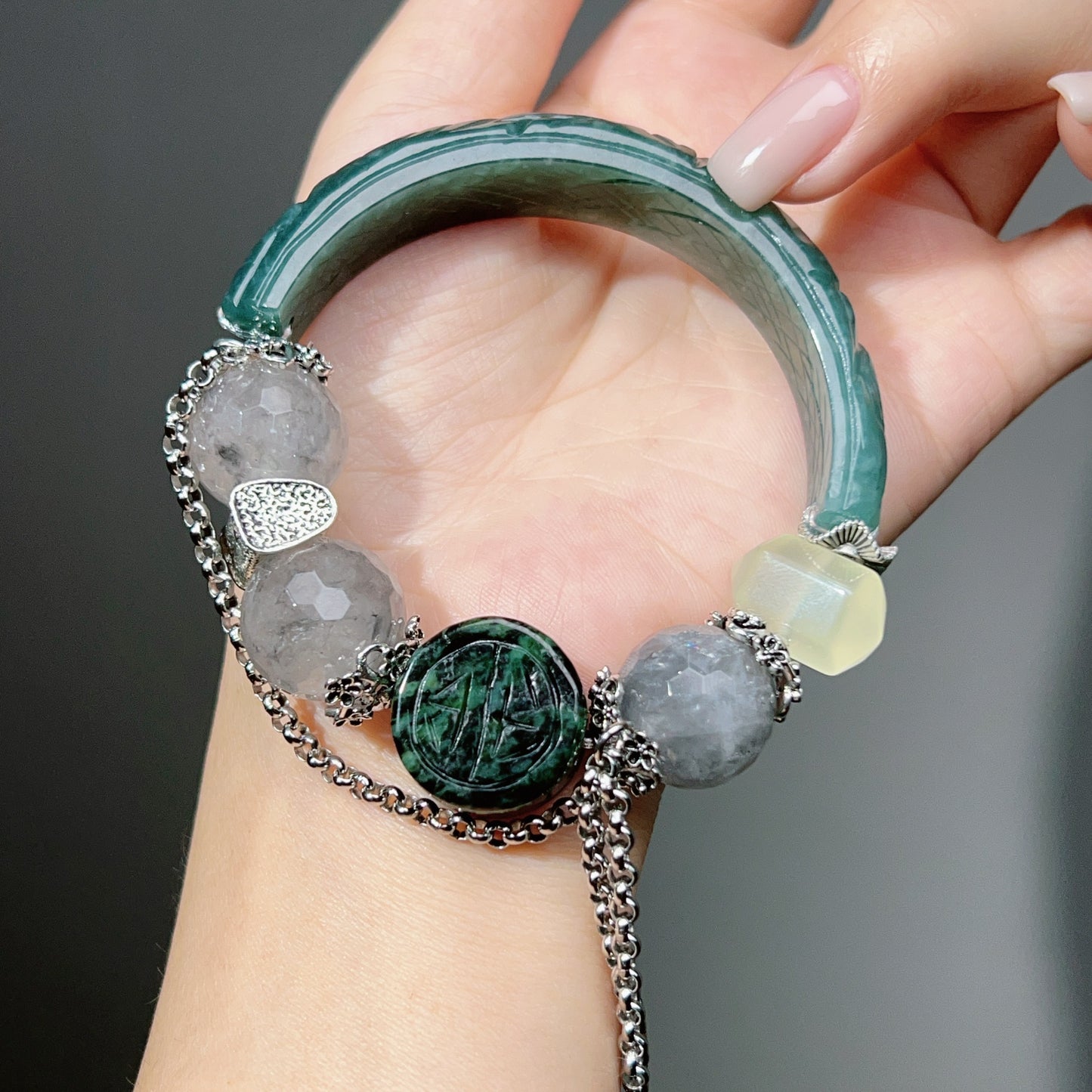 001 Large beads, high quality bracelet.