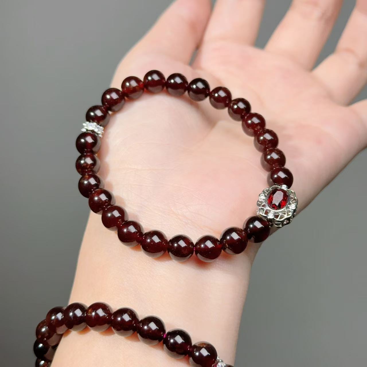 024 Garnet Bracelet High Quality Energy Lucky Charm Bracelet 2025 Fashion Gift