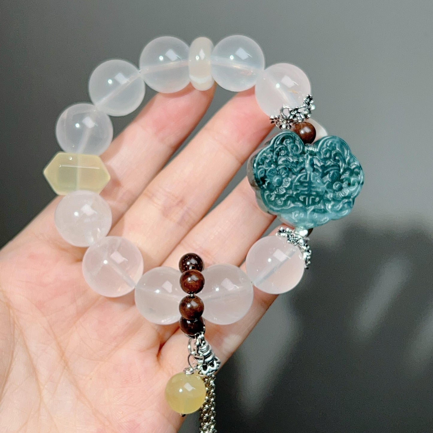 001 Large beads, high quality bracelet.