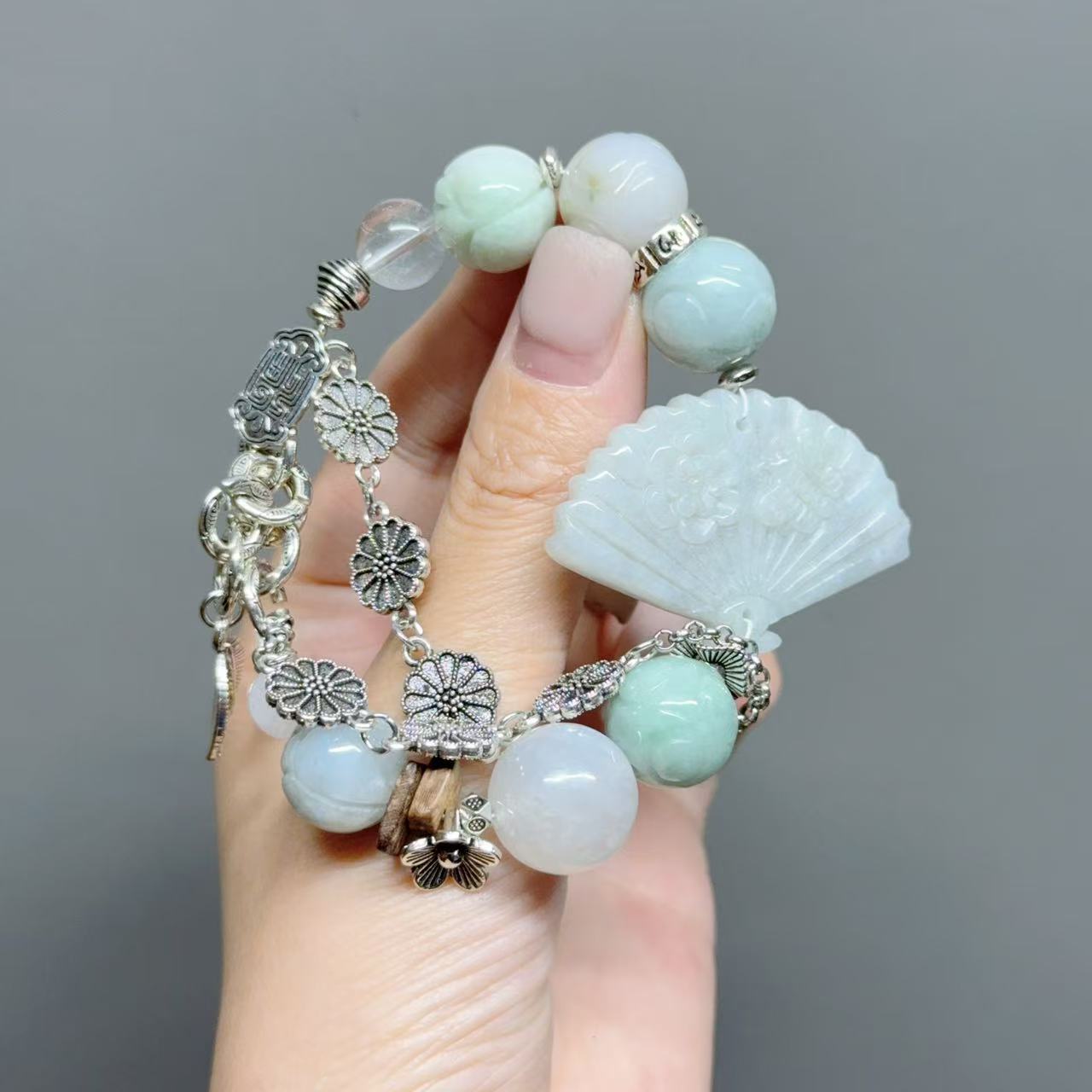001 Large beads, high quality bracelet.
