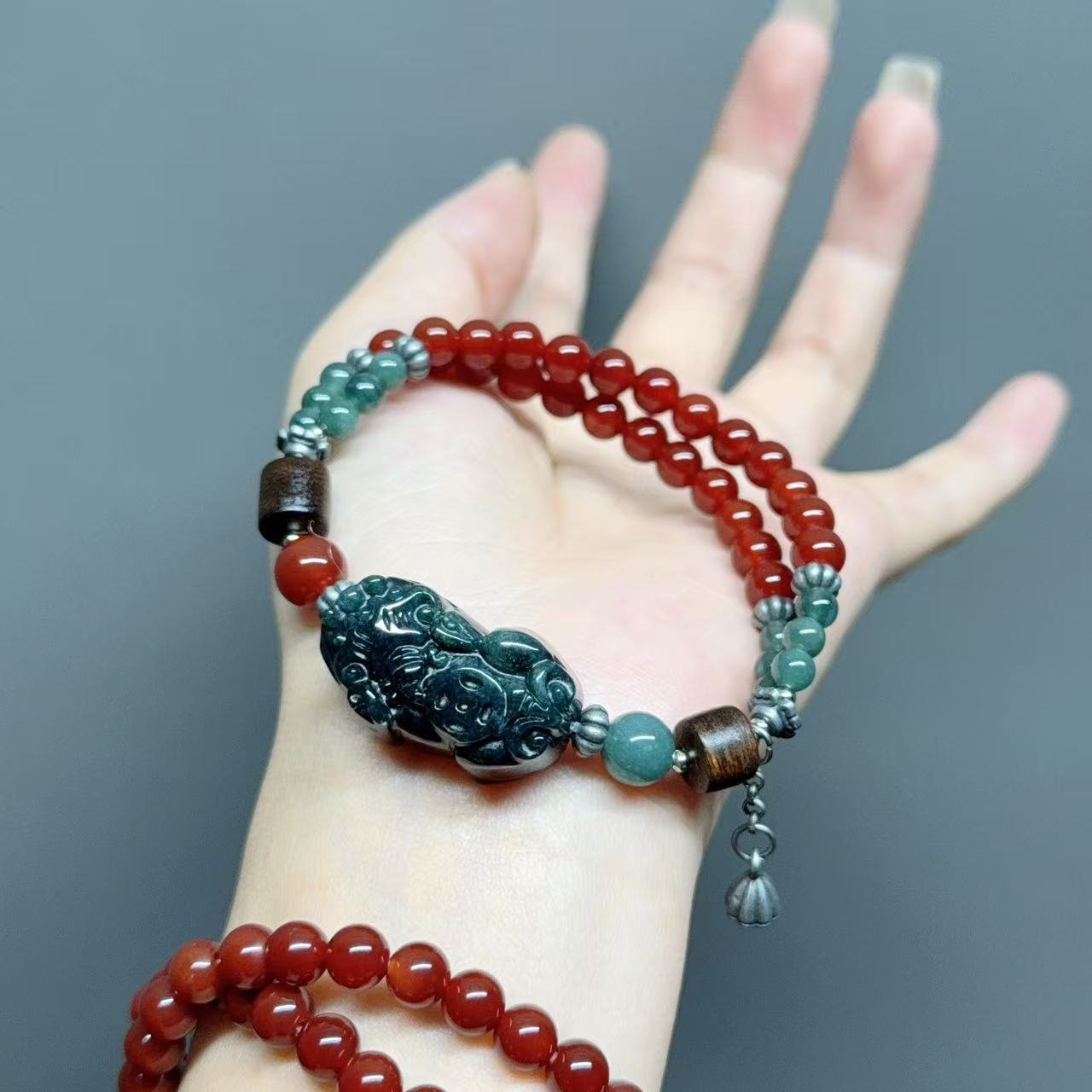 001 Large beads, high quality bracelet.