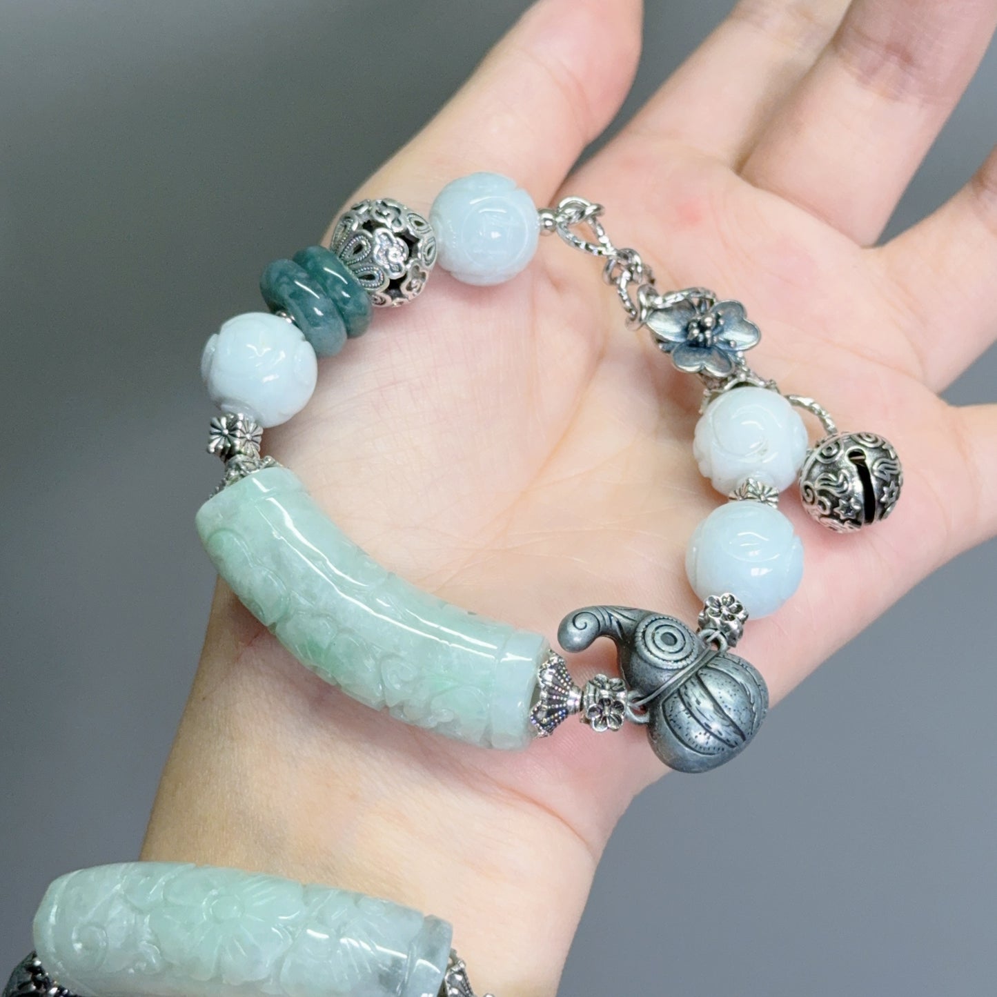 001 Large beads, high quality bracelet.