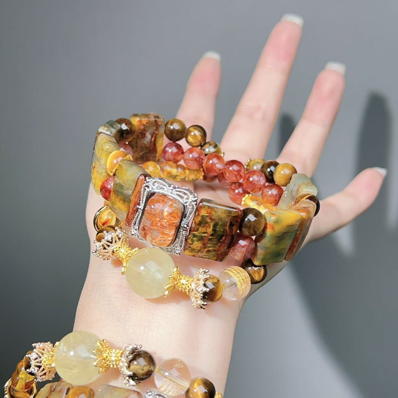 001 Large beads, high quality bracelet.
