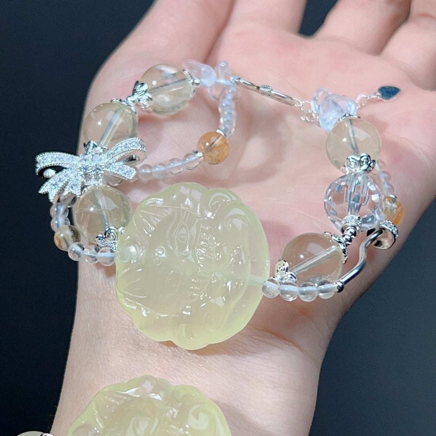 001 Large beads, high quality bracelet.