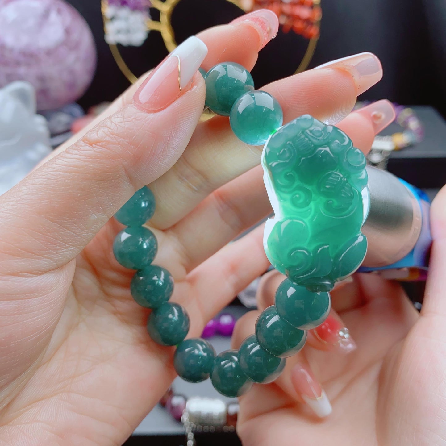 075  Natural high quality jadeite piyao bracelet