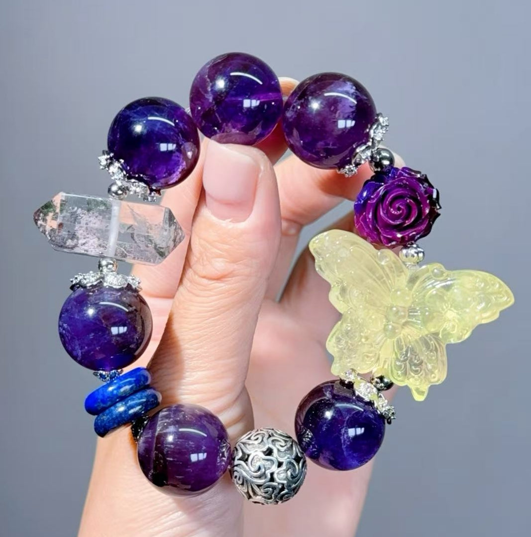 001 Large beads, high quality bracelet.