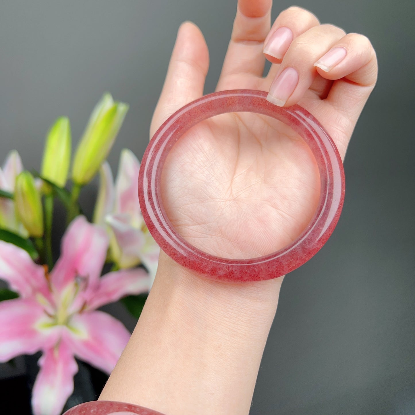 0117 Strawberry Quartz Bangle