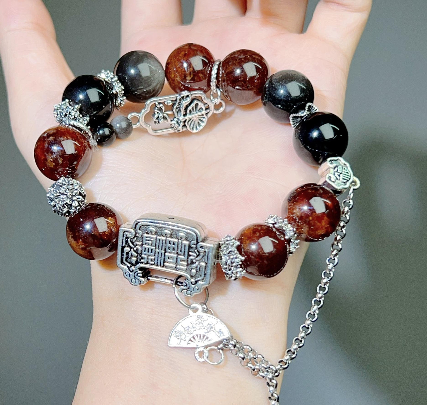 001 New arrival, special price. Large beads, high quality bracelet.