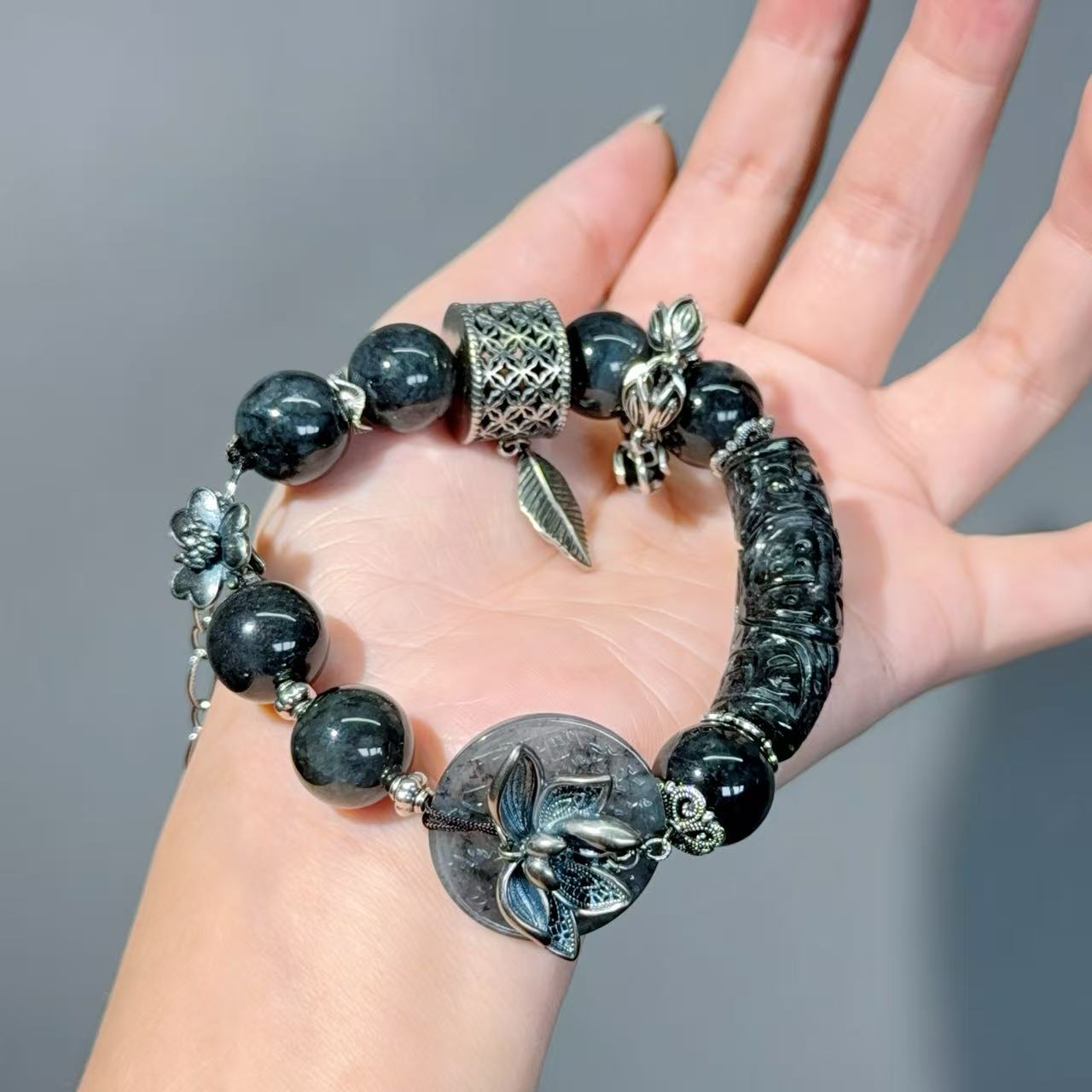 001 Large beads, high quality bracelet.
