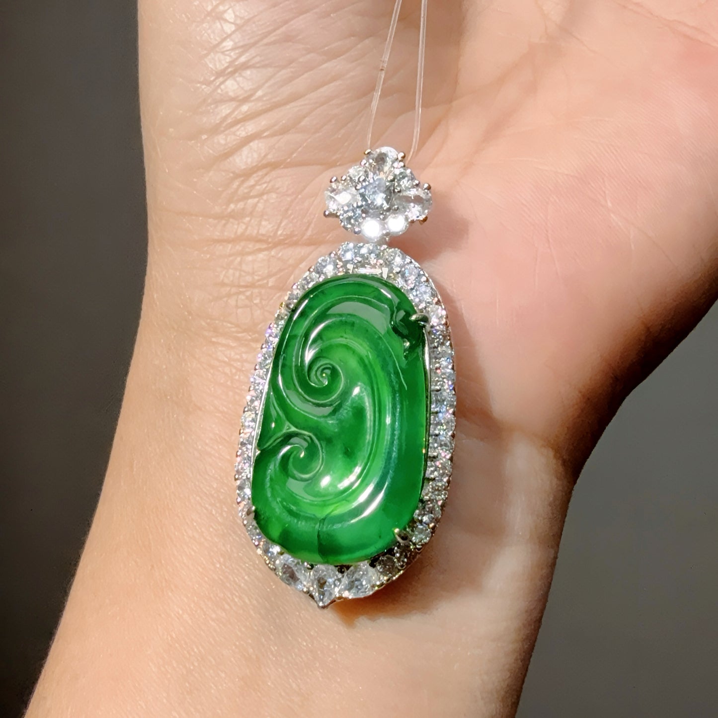 037 jadeite Lucky Charm Pendant2025 Energy High Quality Fashion Jewelry Feng Shui Beads Magnetic Gift