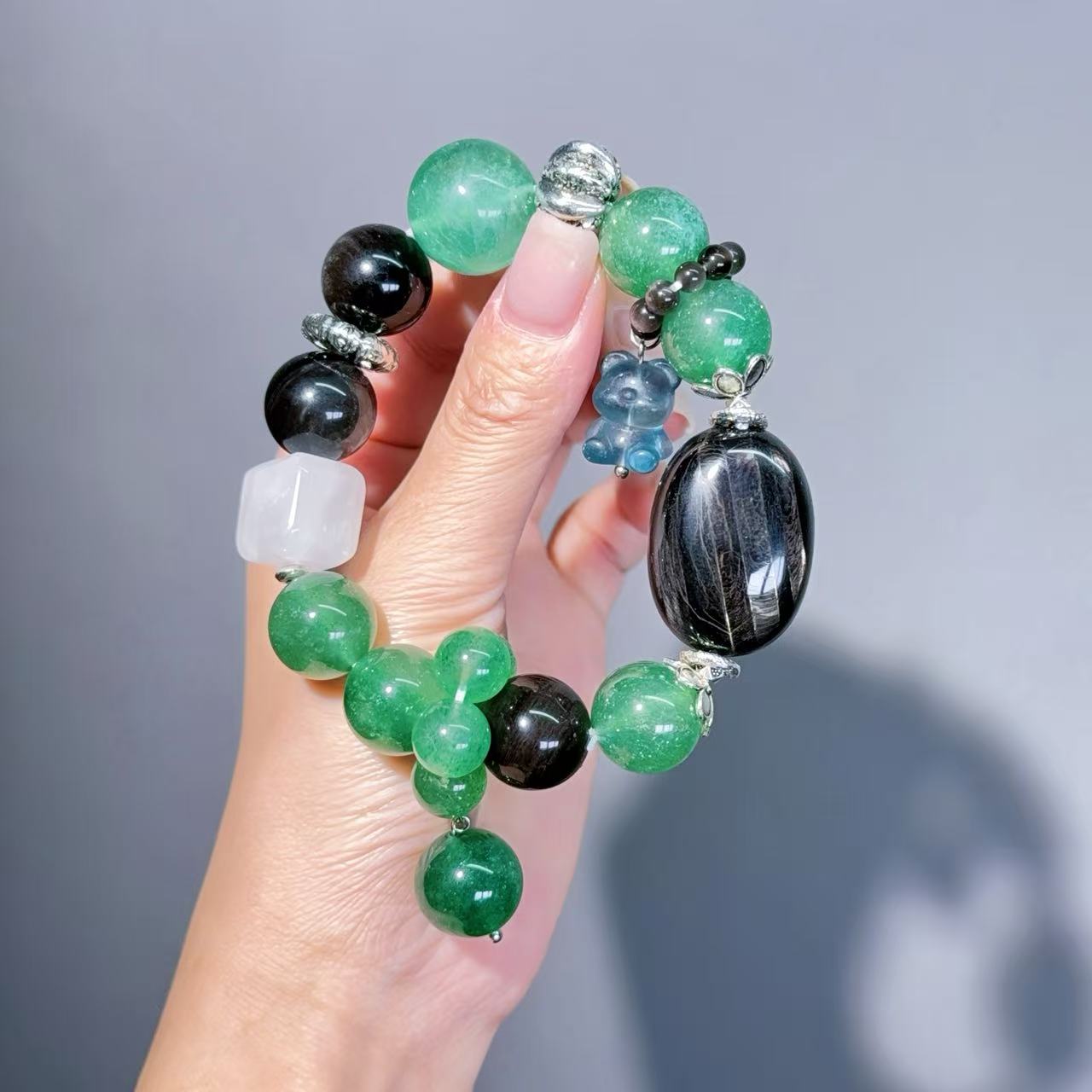 001 Large beads, high quality bracelet.